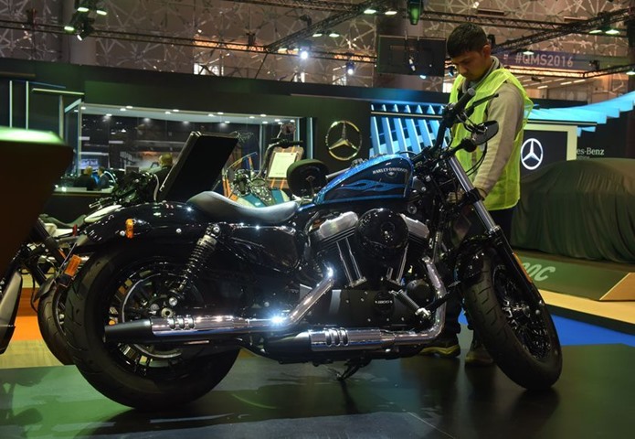 Qatar Motor Show 2016
