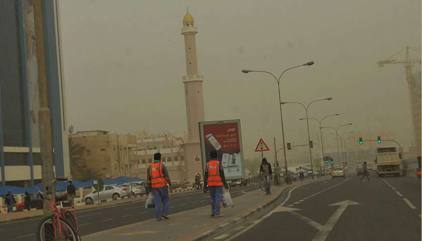 Strong dust storm hits Qatar