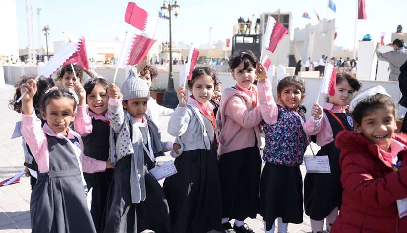 Schoolchildren visit Darb Al Saai