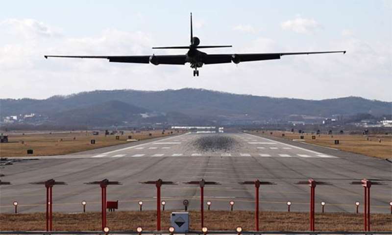 A US Air Force U-2s spy plane lands at the Osan Air Base in Pyeongtaek