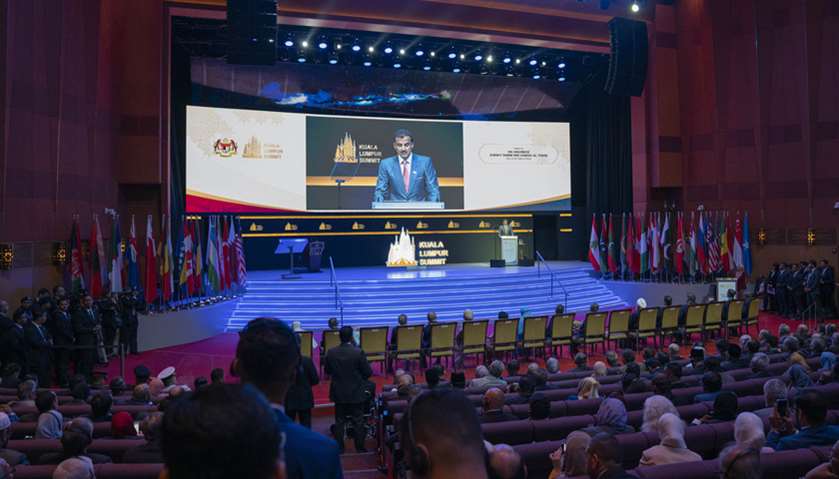 Amir participates in Kuala Lumpur Summit 2019