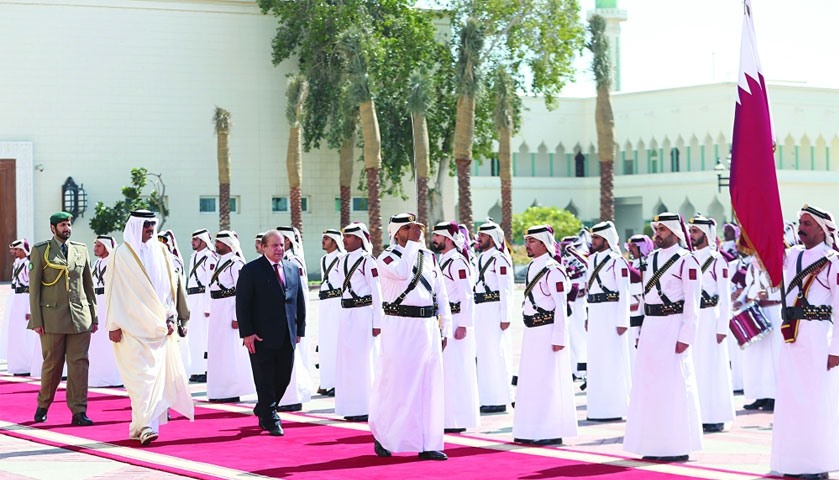 HH the Emir Sheikh Tamim bin Hamad al-Thani and Pakistan PM Nawaz Sharif during reception ceremony