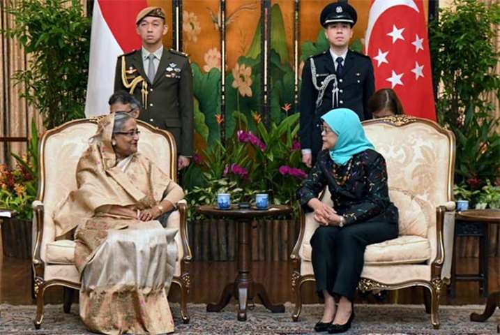 Sheikh Hasina chats with President Halimah Yacob in Singapore on Monday