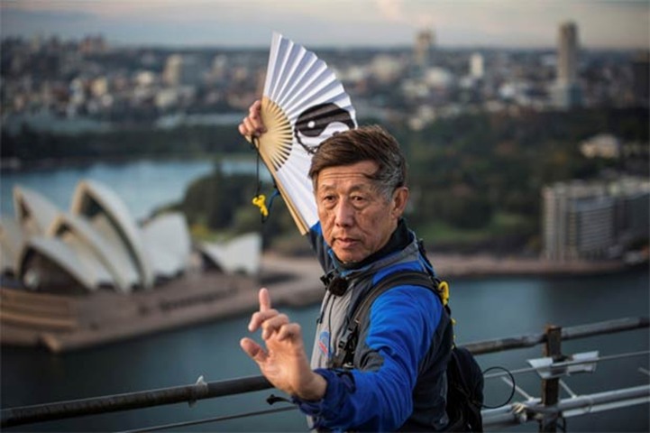Tai Chi Grand Master Gary Khor shows his skills on the Sydney Harbour Bridge