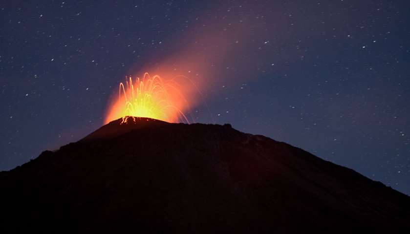 The Pacaya volcano in Guatemala City erupts