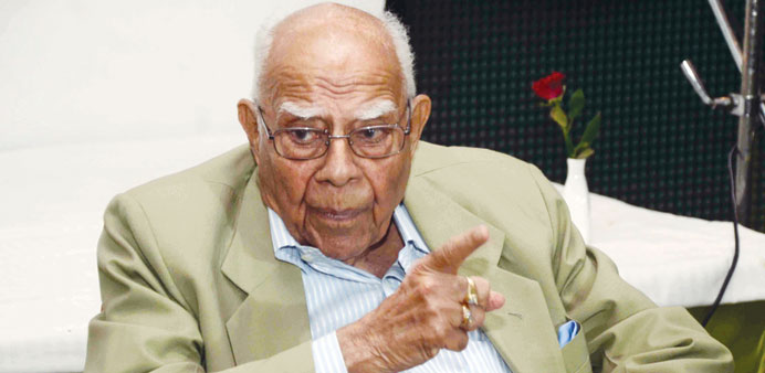 Jethmalani speaks to reporters in Patna yesterday.