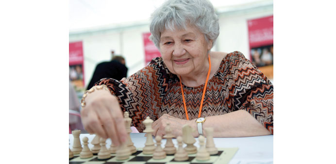 Sinka starts a match for her Guinness record of the simultaneous chess game in Budapest.