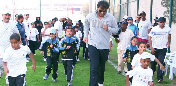 HH the Deputy Emir and Heir Apparent Sheikh Tamim bin Hamad al-Thani  participated with children in sports activities organised by Qatar Orphan Founda