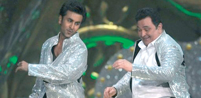   Ranbir performs with his father and veteran actor Rishi Kapoor at an event.