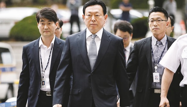 Lotte Group chairman Shin Dong-bin arrives at a court in Seoul. A South Korean court said on Thursday it rejected prosecutorsu2019 request to arrest Shin Dong-bin on corruption charges, bringing some rare relief to a conglomerate thatu2019s been in turmoil since last year.