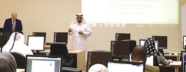 Dr Hassan al-Sayed speaking at the workshop.