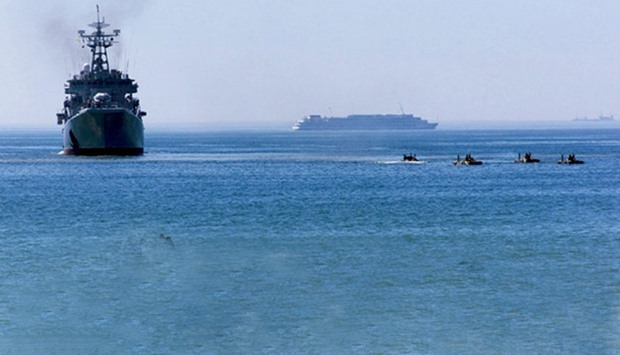 Military ships heading to  Bab al-Mandab strait