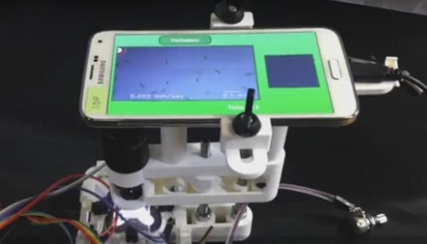 Stanford University researchers develop LudusScope, a smartphone compatible microscope