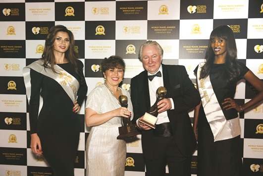 A W Doha Hotel & Residences executive receives the World Travel Awards in Dubai recently.