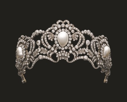 u2018Pearls: Treasures from the Seas and the Riversu2019 exhibition features Marie Valerie tiara.