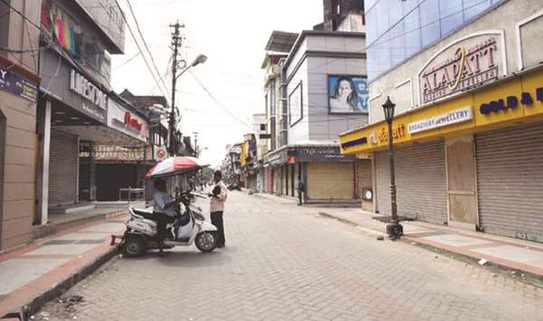 A street wears a deserted look during a strike called by the Congress-led United Democratic Front (UDF) in Kerala, in Kochi yesterday.