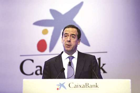 u201cI have full faith in our leaders that this issue will resolved soon, but it will start to have an impact if it drags on,u201d CaixaBank CEO Gonzalo Gortazar said after the bank reported earnings yesterday from Valencia rather than Barcelona.