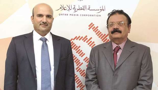Anwar Ali Shah (left) was a guest on Qatar Urdu Radiou2019s live show Haqeeqat.