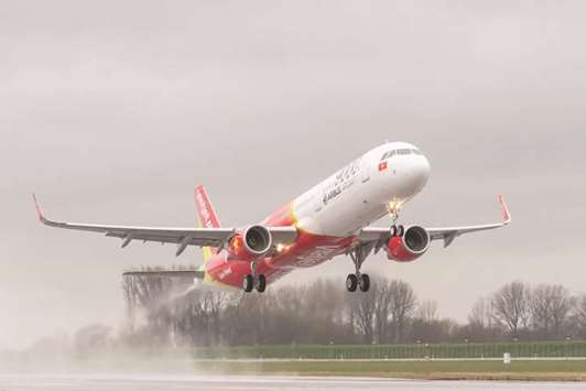 Vietjet Air boasts a fleet of 45 aircraft, including A320s and A321s, and  operates 350 flights each day.