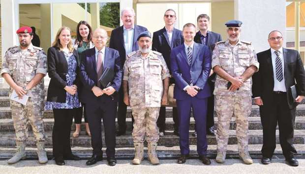    HE the Chief of Staff of the Qatari Armed Forces Lieutenant-General (Pilot) Ghanem bin Shaheen al-Ghanem met a group of researchers and analysts from the American academic research centres, currently visiting Qatar. During the meeting, they exchanged views and proposals on a number of issues of common concern.