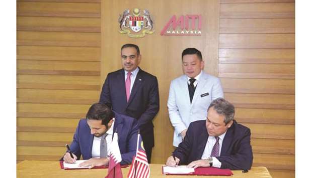 HE al-Kuwari and Datuk Darell Leiking, Malaysiau2019s Minister of International Trade and Industry, have witnessed the signing of an MoU between the Qatar Investment Promotion Agency (IPAQ) and the Malaysian Investment Development Authority (MIDA).
