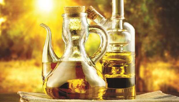 Olive oil contains monosaturated fats and antioxidant components that are beneficial to heart health and immune system.