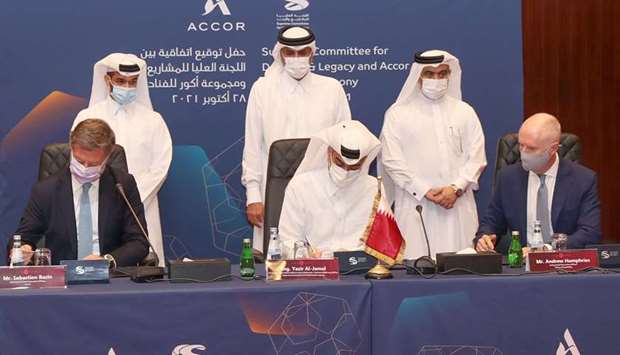 In the presence of HE Sheikh Khalid bin Khalifa bin Abdulaziz al-Thani, HE Ali al-Kuwari and HE Hassan al-Thawadi, Yasir al-Jamal signed the agreement in Doha alongside Sebastien