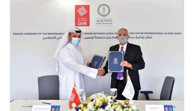 The MoU was signed by Ali Hamad al-Mesaifri, head, Human Resources and Administration at QIIB, and Prof. Nizam Hindi, provost, Lusail University, in the presence of senior officials from both sides.