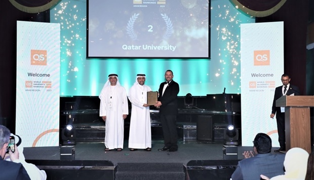Dr Hassan al-Derham at the awards ceremony.