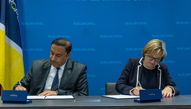 Director of the Ministry of Interioru2019s Human Resources Department, Major-General Khalifa Nasr al-Nasr, signed the agreement for Qatar while Europol executive director Catherine de Bolle signed in behalf of the European agency.