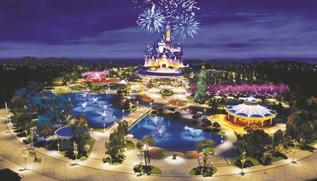 About 50% of the Shanghai theme parku2019s guests are from outside the Shanghai area, a u2018big surpriseu2019 as the Chinese city had been expected to account for more than three-quarters of visitors initially, Disney chief executive officer Bob Iger said in an interview with Bloomberg TV.