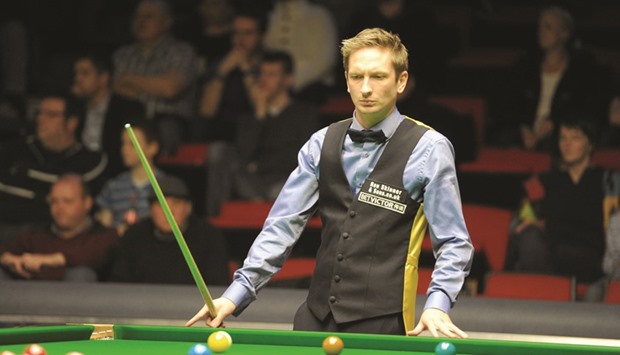 Wales' Andrew Pagett beat India's Pankaj Advani in the semi-finals of the IBSF World Amateur Snooker Championship yesterday.