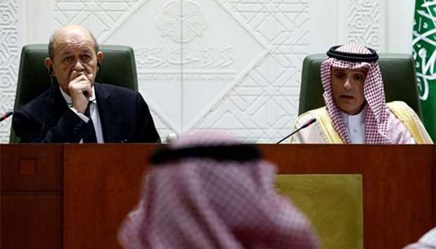 French Foreign Minister Jean-Yves Le Drian (left) and Saudi Foreign Minister Adel al-Jubeir attend a joint news conference in Riyadh on Thursday.