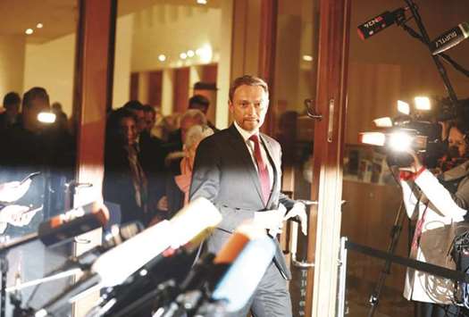 Lindner prepares to make a statement early yesterday after talks on forming a new government broke down.