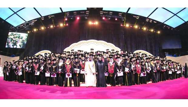 Her Highness Sheikha Jawaher bint Hamad bin Suhaim al-Thani attended the graduation ceremony of Qatar Universityu2019s 41st batch of female students