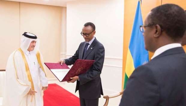 Rwandan president receives credentials of Qatari envoyrnrn