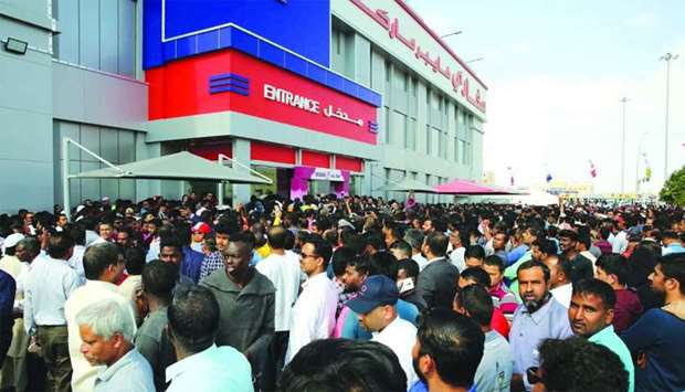 A large crowd turned up at the hypermarket on Wednesday. Supplied picturernrn