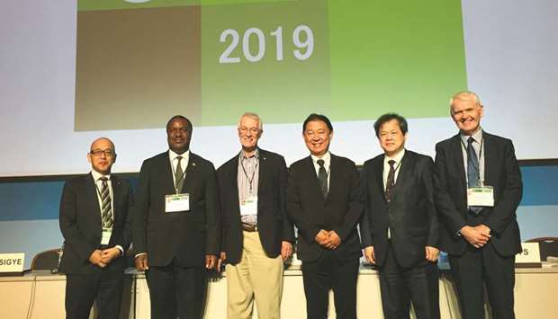 Participants in the forum.