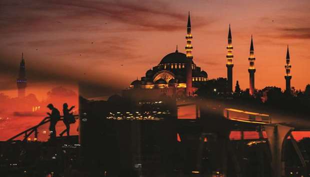 Suleymaniye Mosque during sunset over the historical Eminonu district in Istanbul.