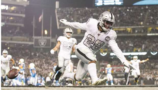Oakland Raidersu2019 Josh Jacobs scores the game-winning touchdown against the LA Chargers in Oakland, United States, on Thursday. (USA TODAY Sports)