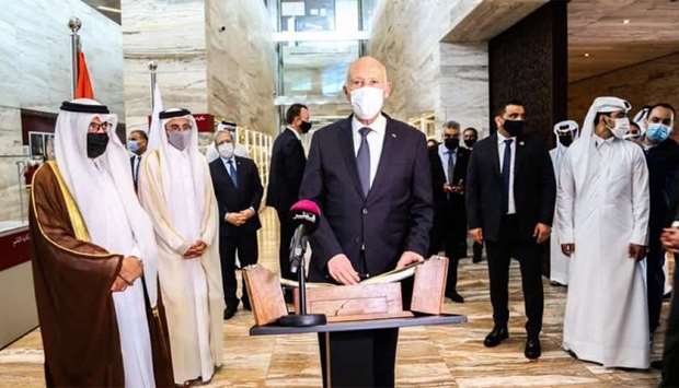 Tunisian President praises Qatar National Library's collectionsrnrn