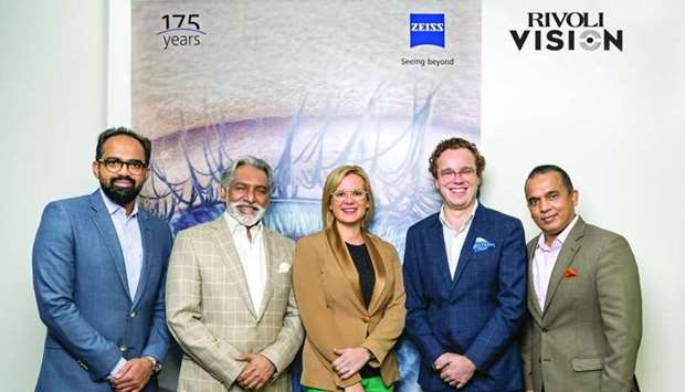 Rivoli Vision and Zeiss officials announce the strategic partnership.
