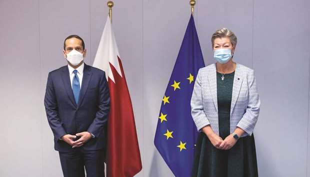 They reviewed the close co-operation between Qatar and the European Union and means of developing it in various fields.