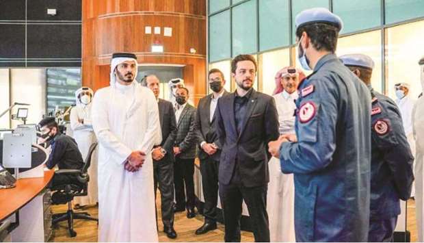 The crown prince listened to an explanation of the most important tasks and works carried out by the centre and was familiarised with the used technological systems.