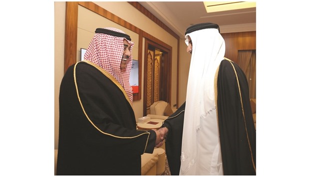 HH the Emir Sheikh Tamim bin Hamad al-Thani receiving Kuwaitu2019s First Deputy Prime Minister and Foreign Minister, Sheikh Sabah al-Khaled al-Hamad al-Sabah, at Al Bahr Palace yesterday.