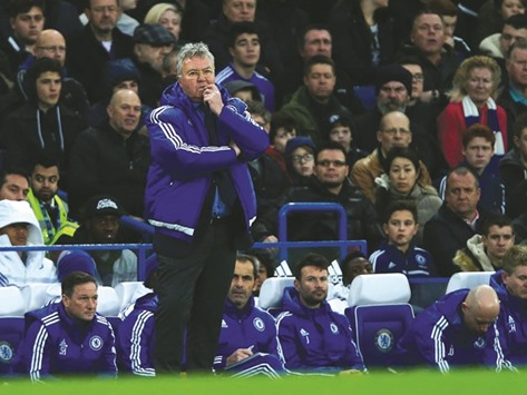 Chelsea interim coach Guus Hiddink feels that the team is short in terms of options up front