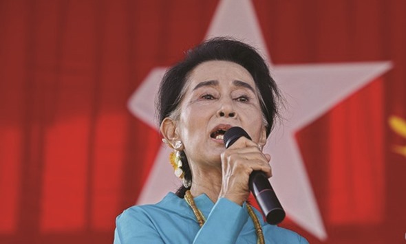 Suu Kyi: criticism