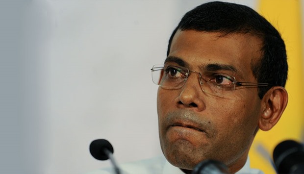 Nasheed was originally due to leave for UK yesterday in line with a deal brokered by diplomats from neighbouring India and Sri Lanka