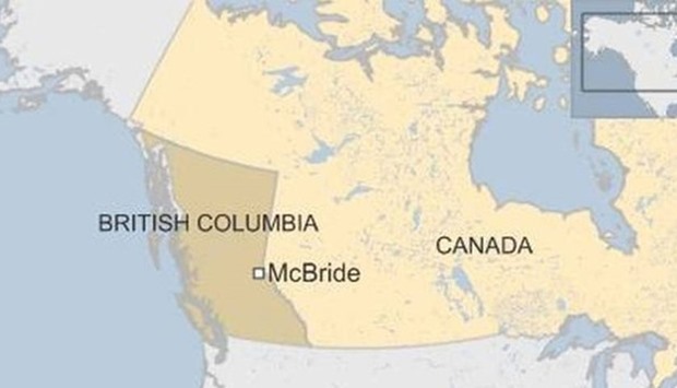 The accident occurred Friday afternoon in the western Canadian hamlet of McBride, some 800 kilometers northeast of Vancouver. 