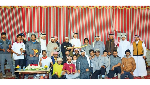 HE Sheikh Thani bin Hamad al-Thani awarded the sword of HH the Emir Sheikh Tamim bin Hamad al-Thani to Al Sadd team for winning